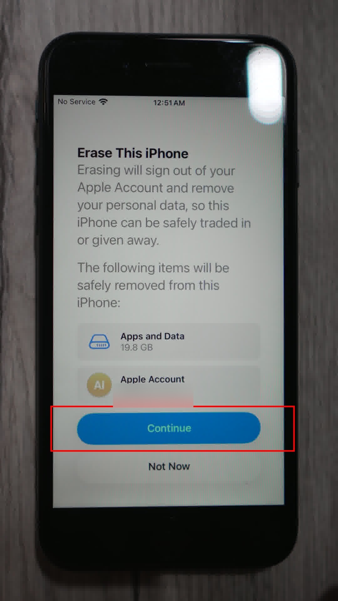 Erase This iPhone - shows Apple Account and data size