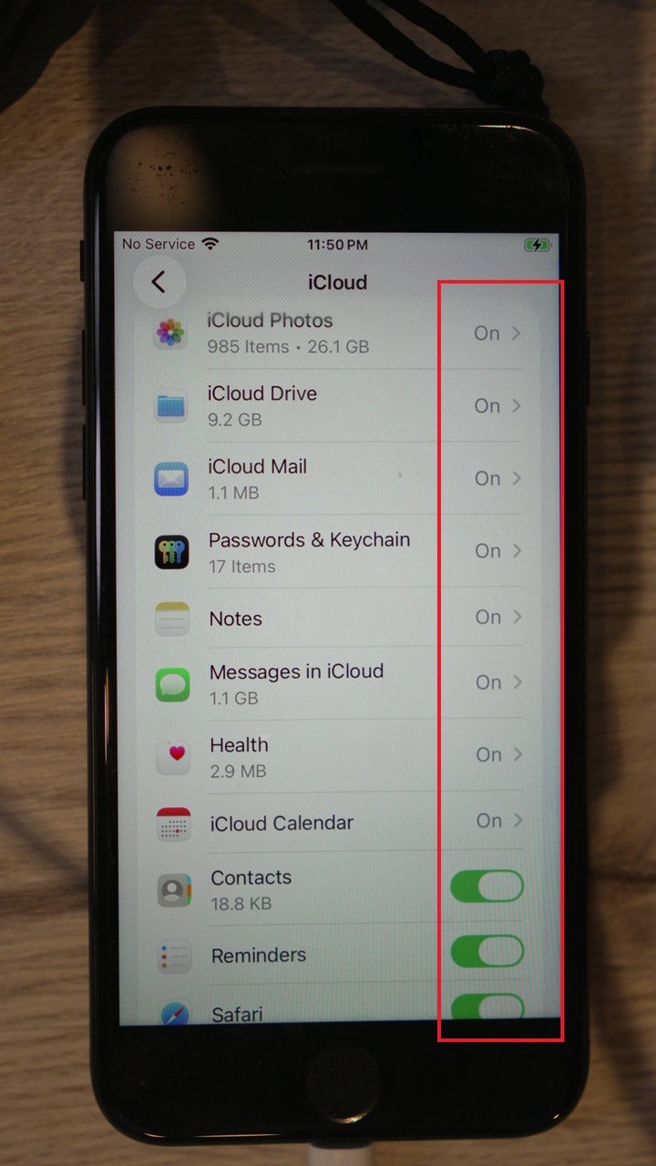 iCloud app list, more toggles On